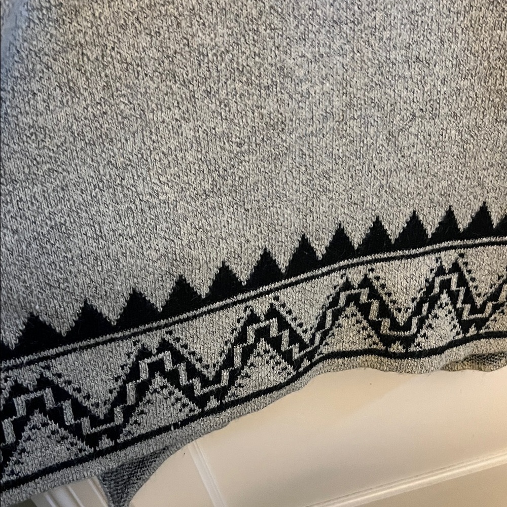 Aztec Gray Patterned Cardigan - Picture 5 of 8